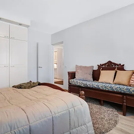 Arctic Koto Apartment